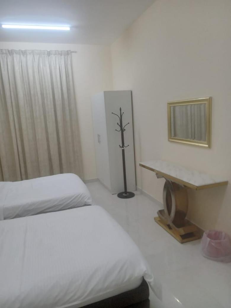 Al Rawda Apartments -Ajman Bagian luar foto